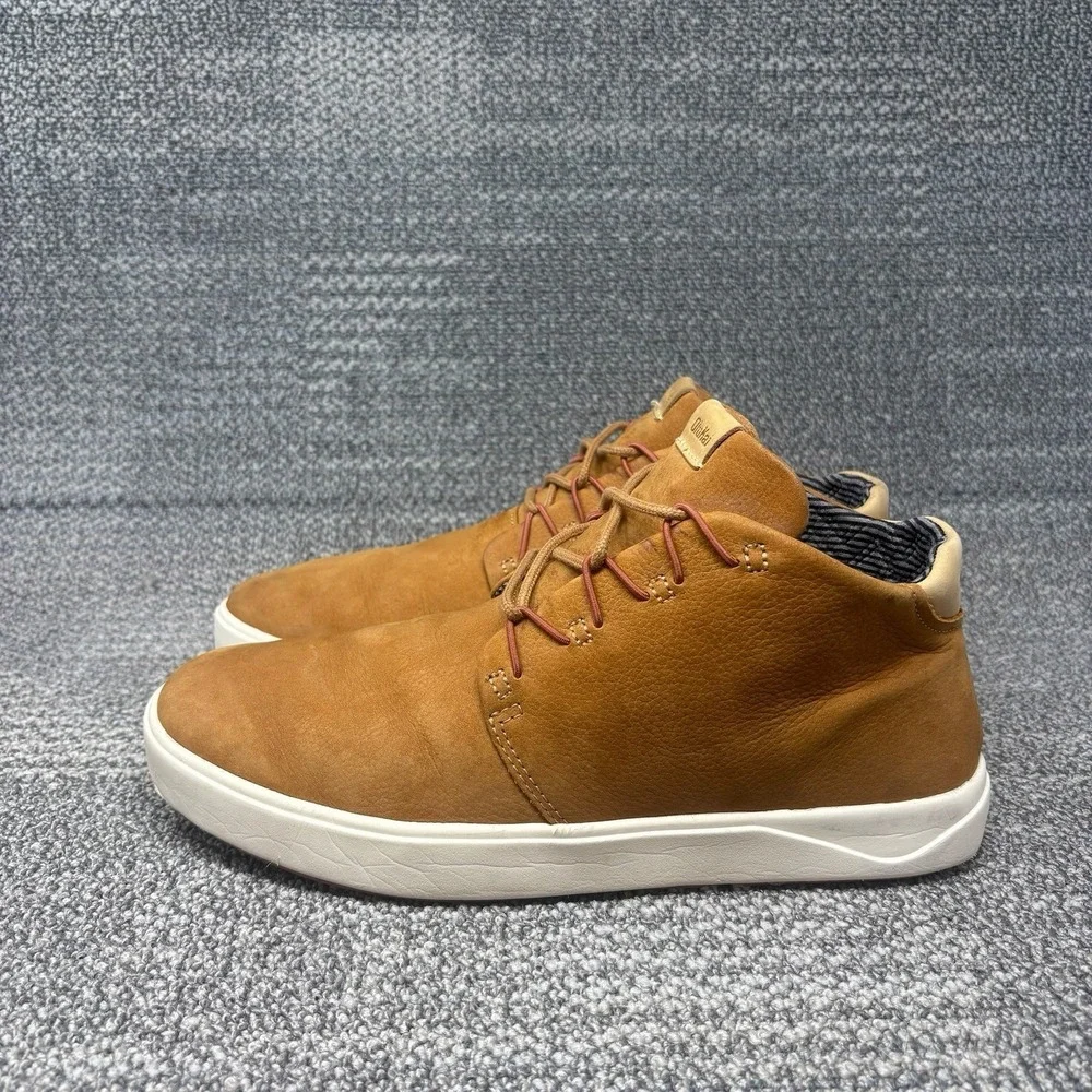 OluKai Men's Size 10 Nana Hele Natural Tan Suede Leather Chukka Boots 10449-8787